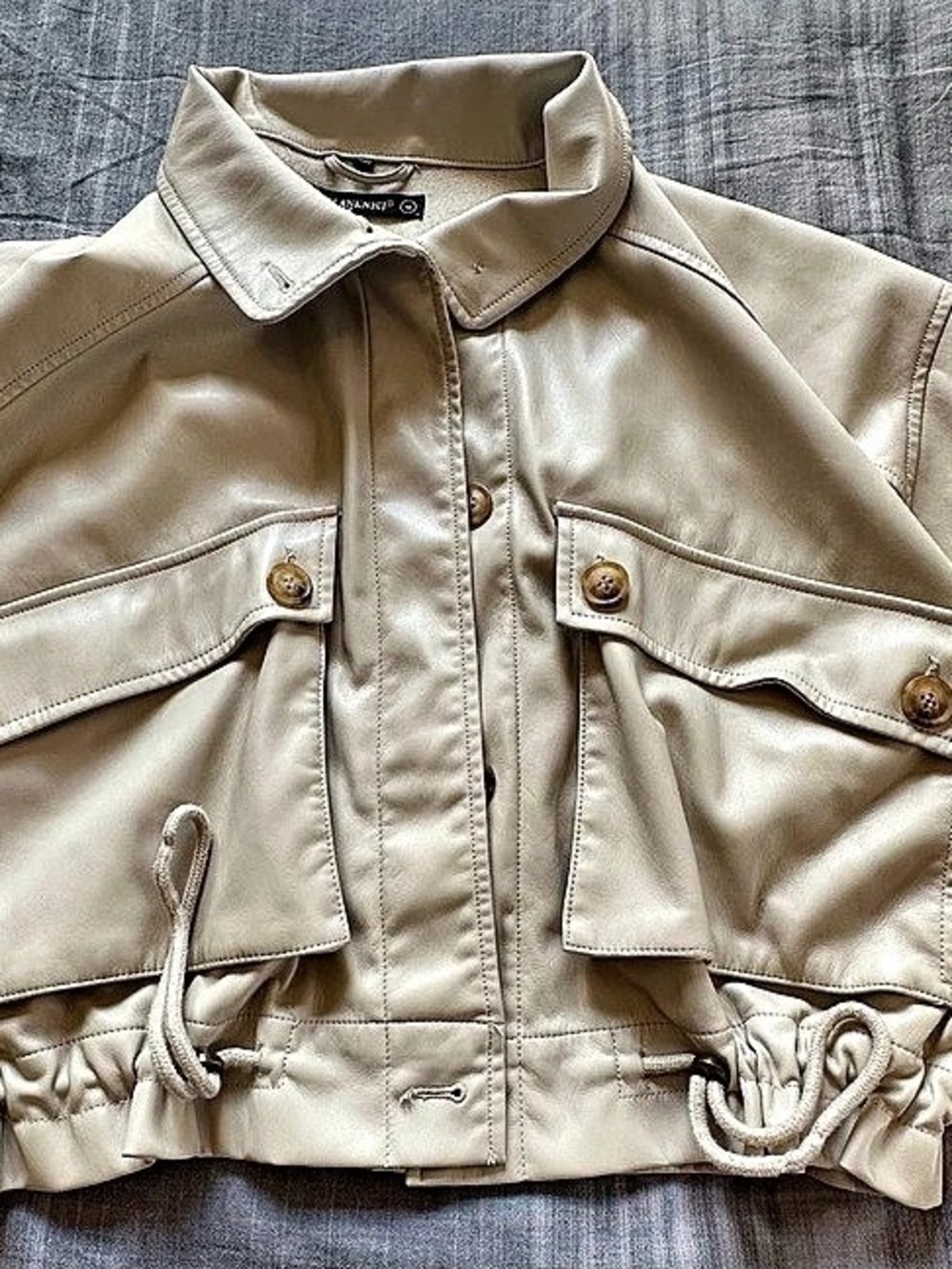 BLANKNYC Women's Cream Cropped Utility Jacket Size Medium